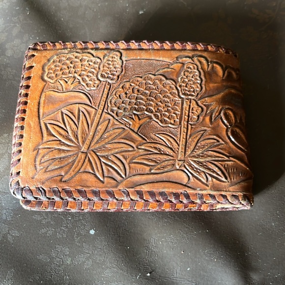 Vintage Embossed leather, bifold wallet, horse , Mexico - Picture 2 of 16